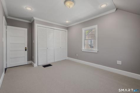 14 West Pleasant Street New London CT 06320
