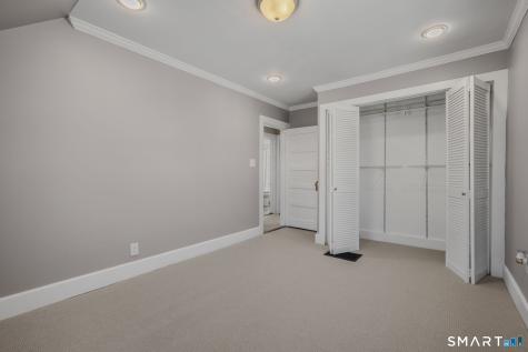 14 West Pleasant Street New London CT 06320