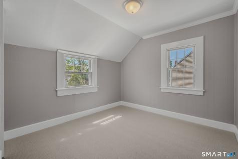 14 West Pleasant Street New London CT 06320