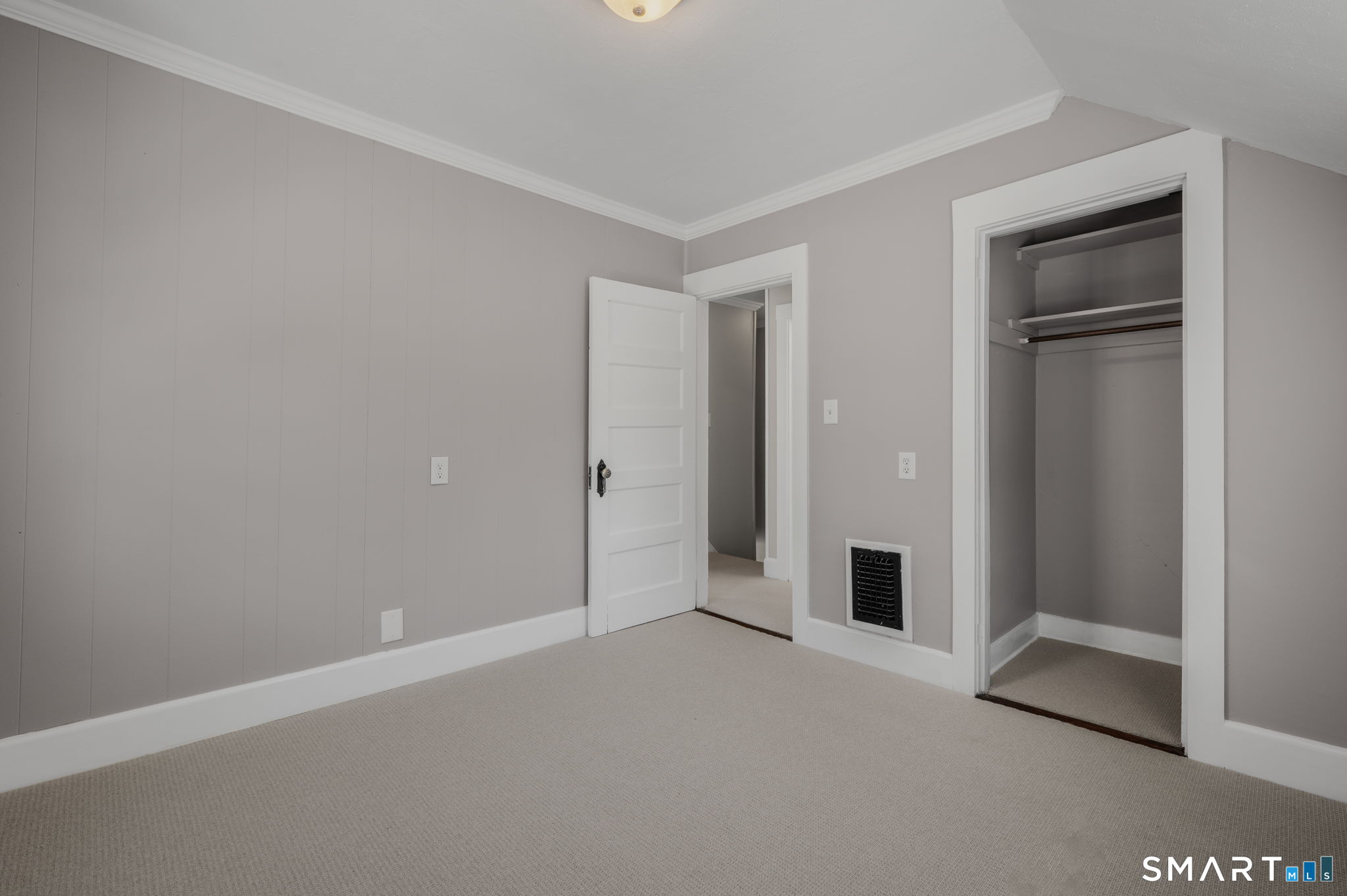 14 West Pleasant Street New London CT 06320