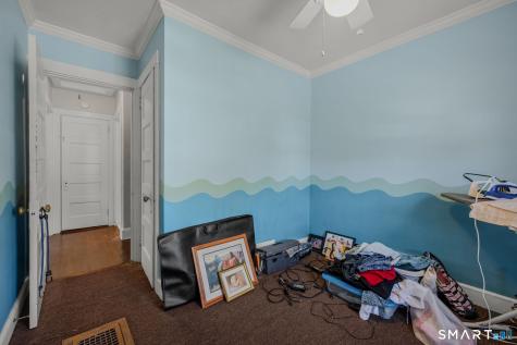 14 West Pleasant Street New London CT 06320