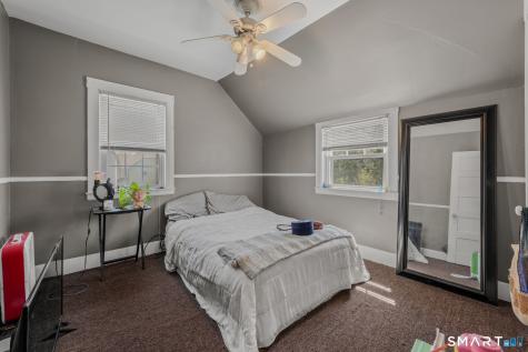 14 West Pleasant Street New London CT 06320