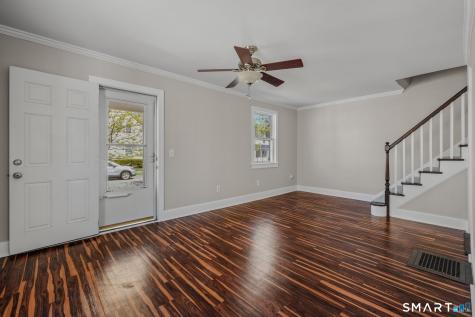 14 West Pleasant Street New London CT 06320