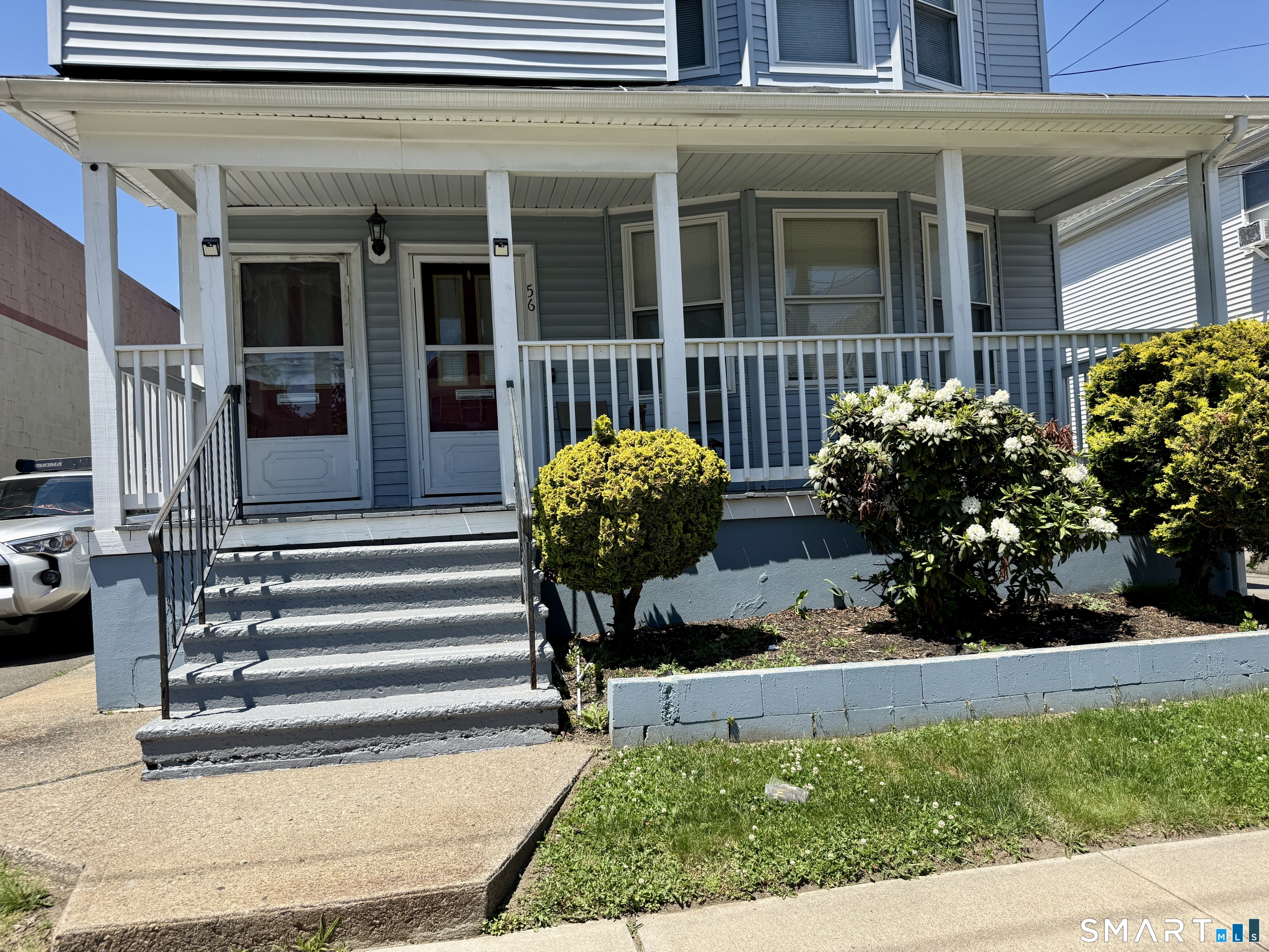 56 Elizabeth Street Bridgeport CT 06610