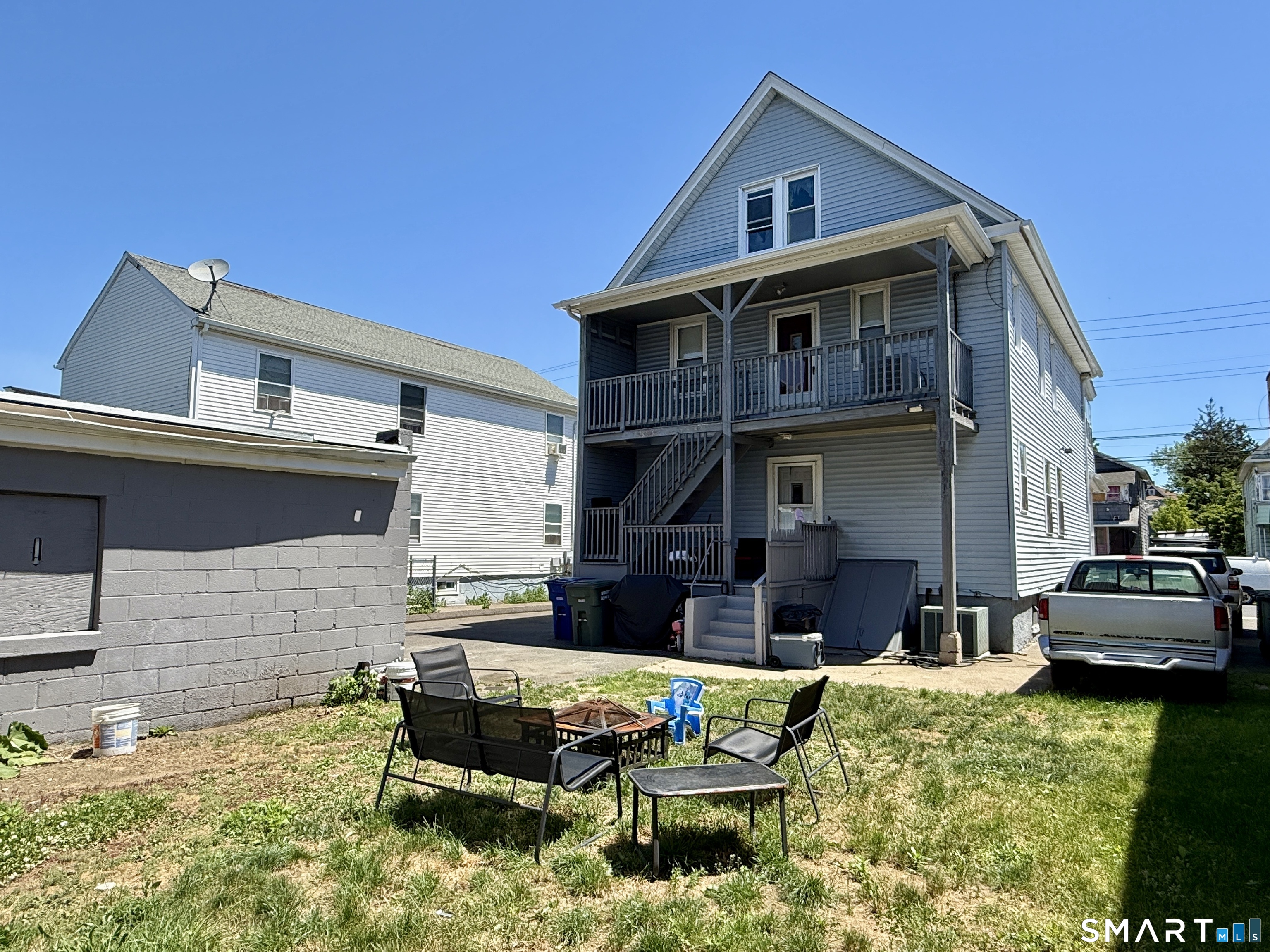 56 Elizabeth Street Bridgeport CT 06610