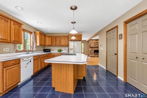 1253 Marion Road Cheshire CT 06410