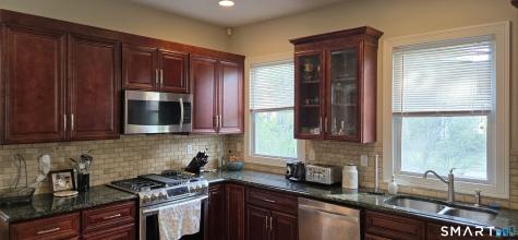 105 Beacon Street Hartford CT 06105