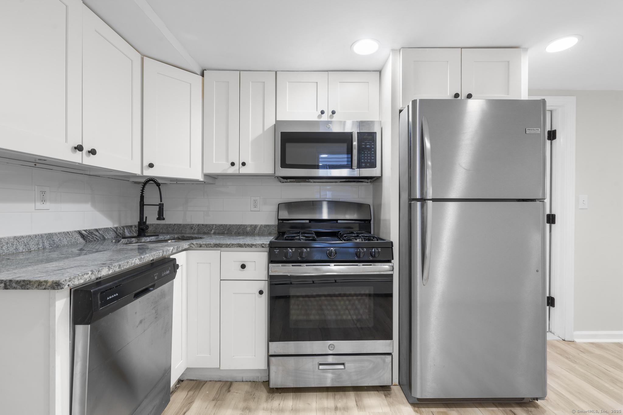 107 Dewey Street Stratford CT 06615