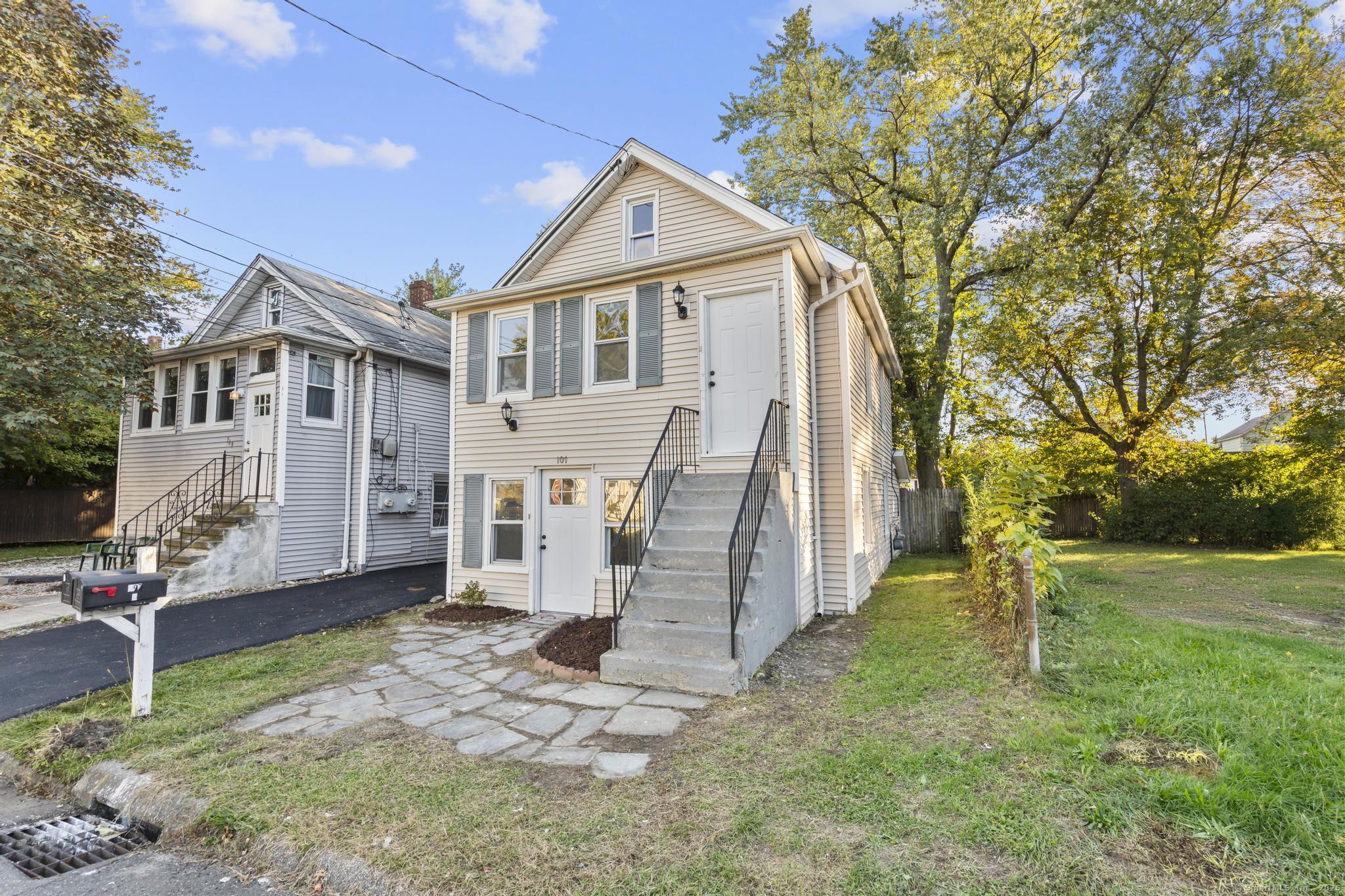 107 Dewey Street Stratford CT 06615