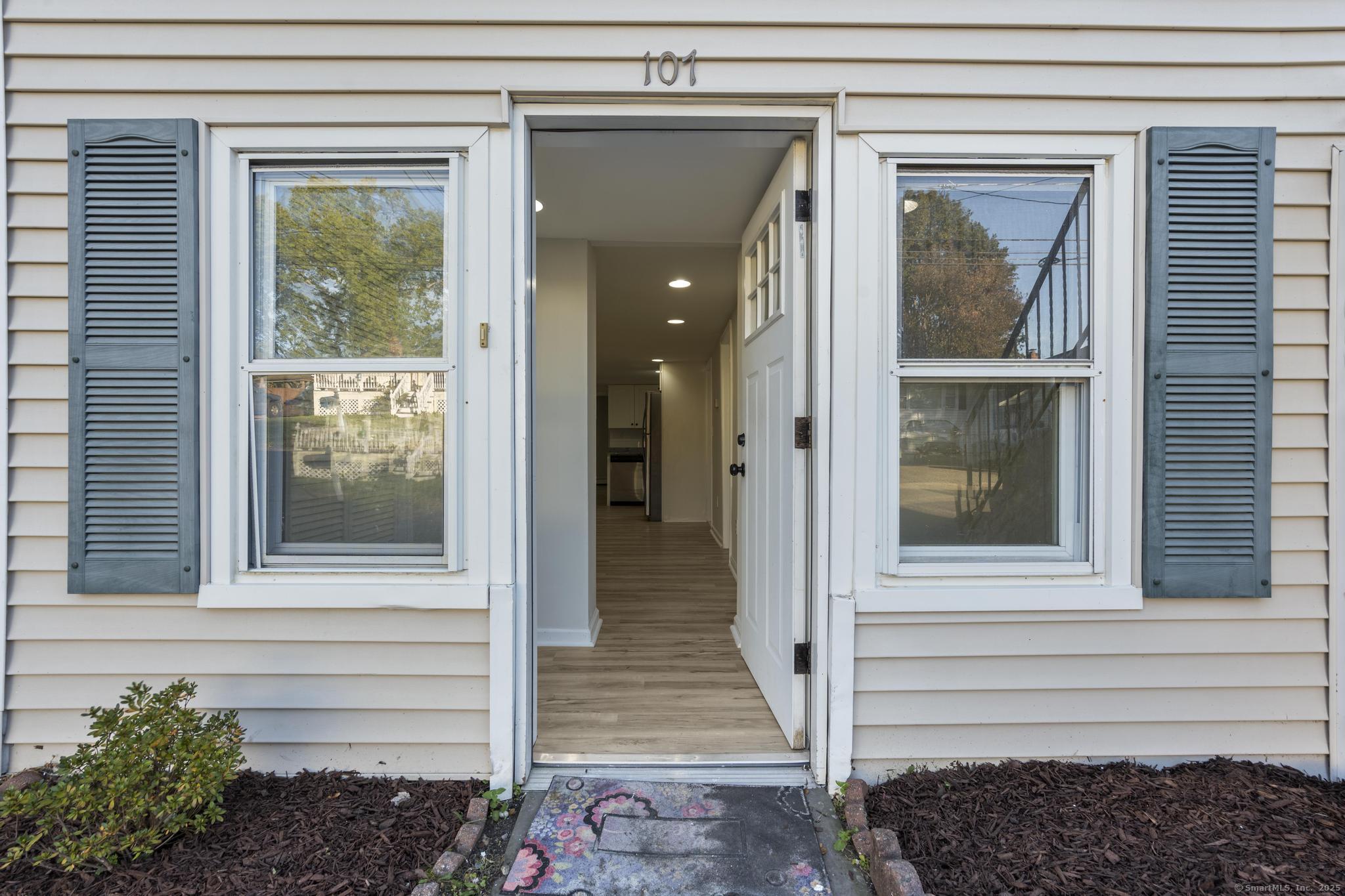 107 Dewey Street Stratford CT 06615