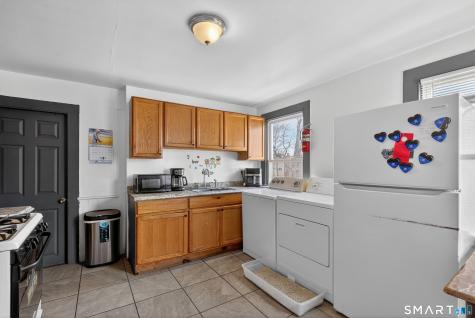 120 Bond Street Hartford CT 06114