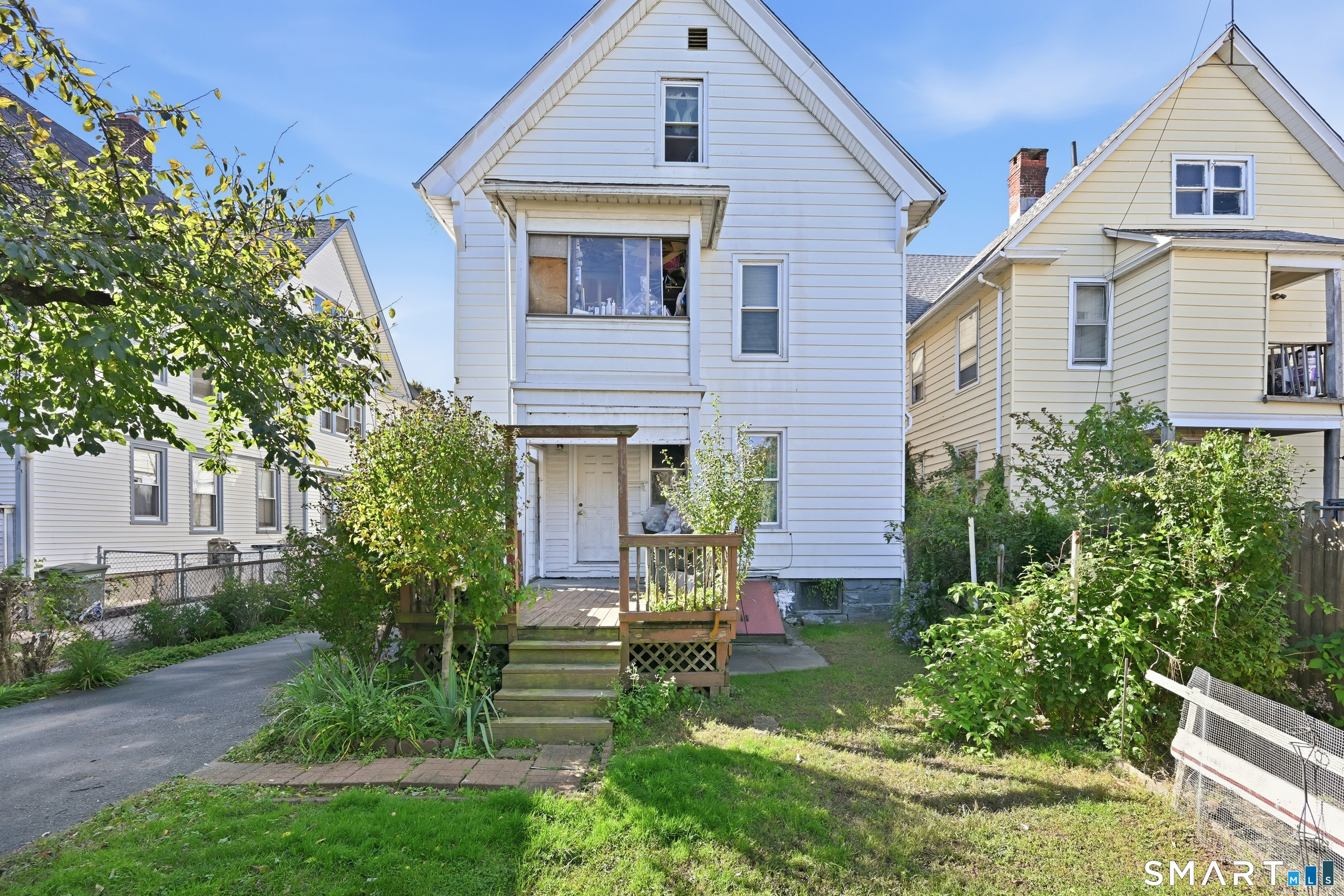 1172-1174 Iranistan Avenue Bridgeport CT 06605