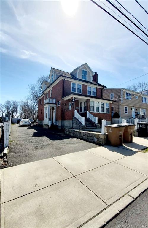 28 Madison Place Stamford CT 06902