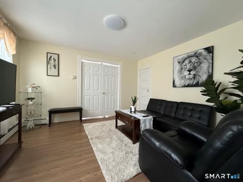 63 Whitmore Street Hartford CT 06114