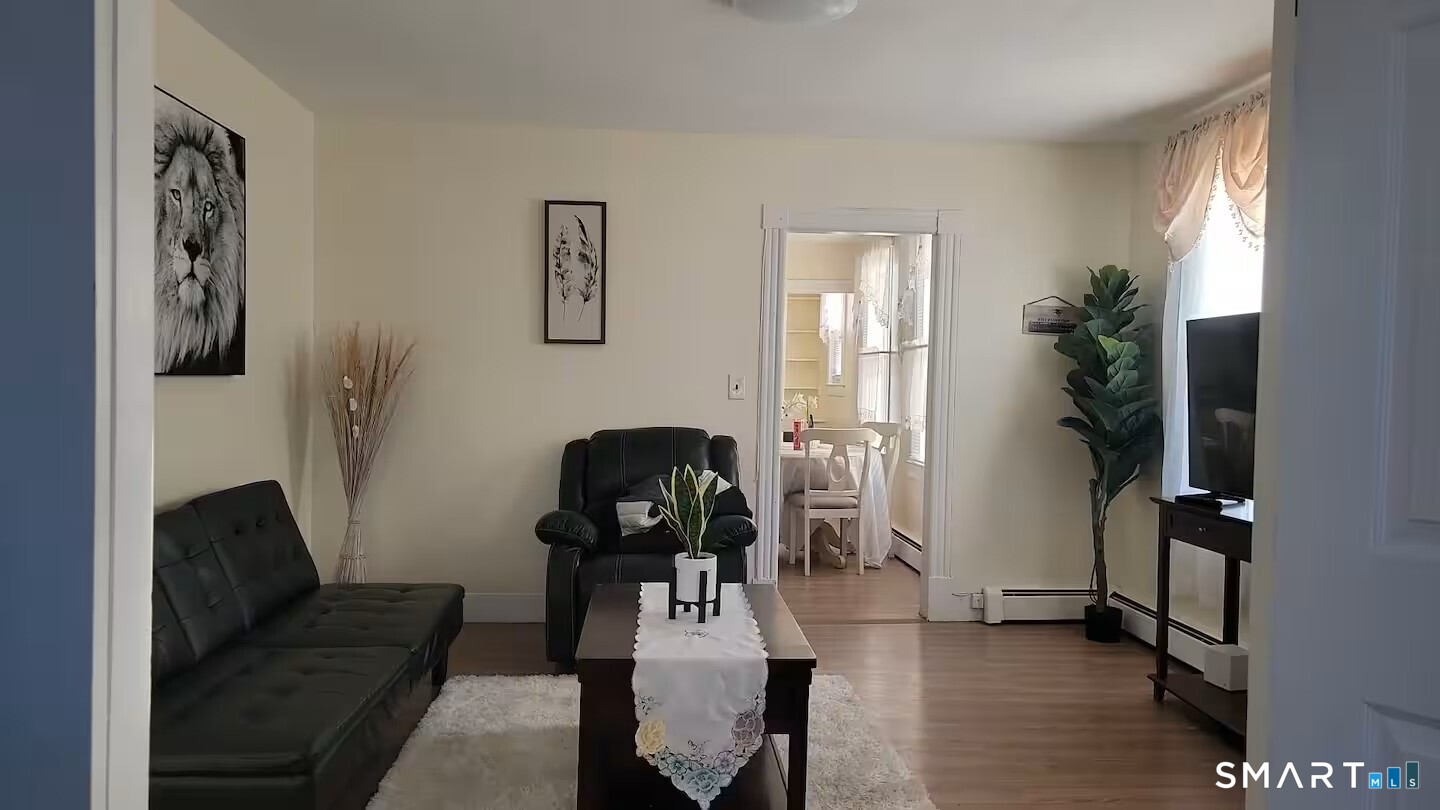 63 Whitmore Street Hartford CT 06114