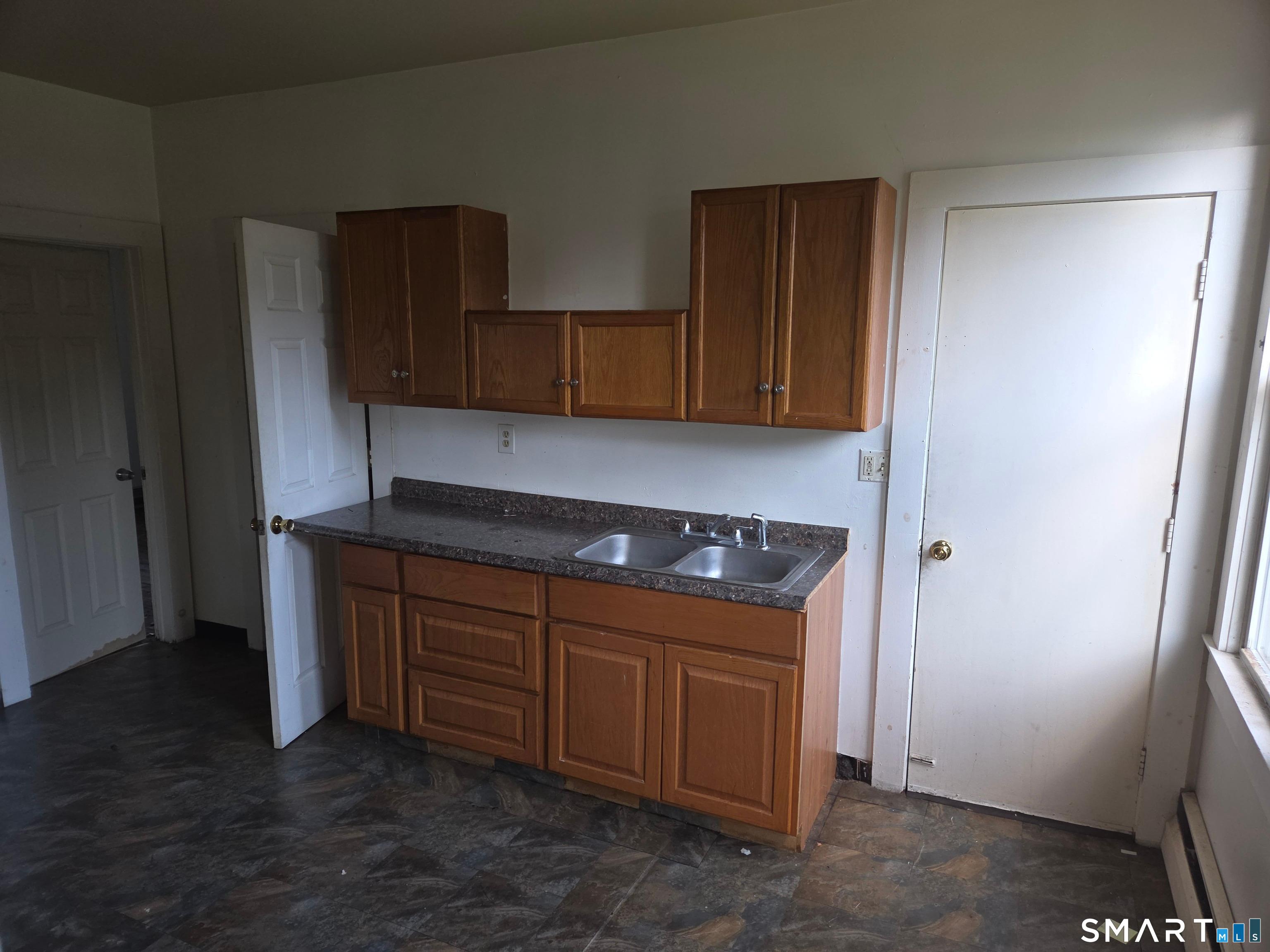 427 Center Street Meriden CT 06450