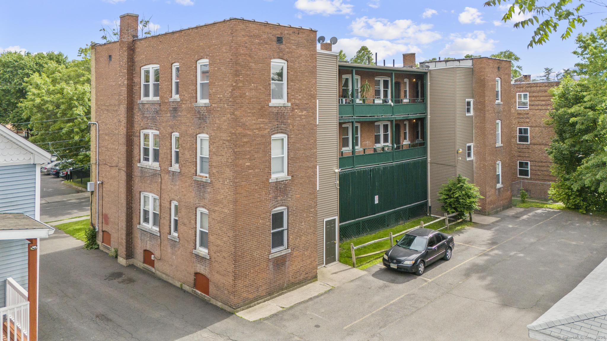36-38 School Street Hartford CT 06106