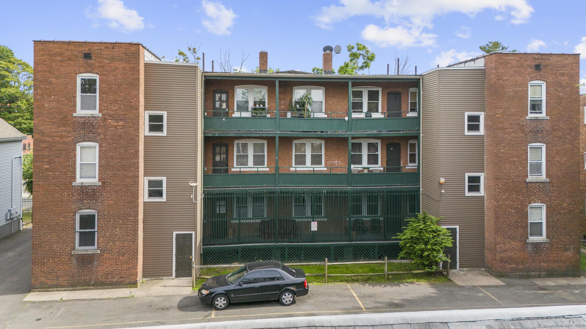 36-38 School Street Hartford CT 06106