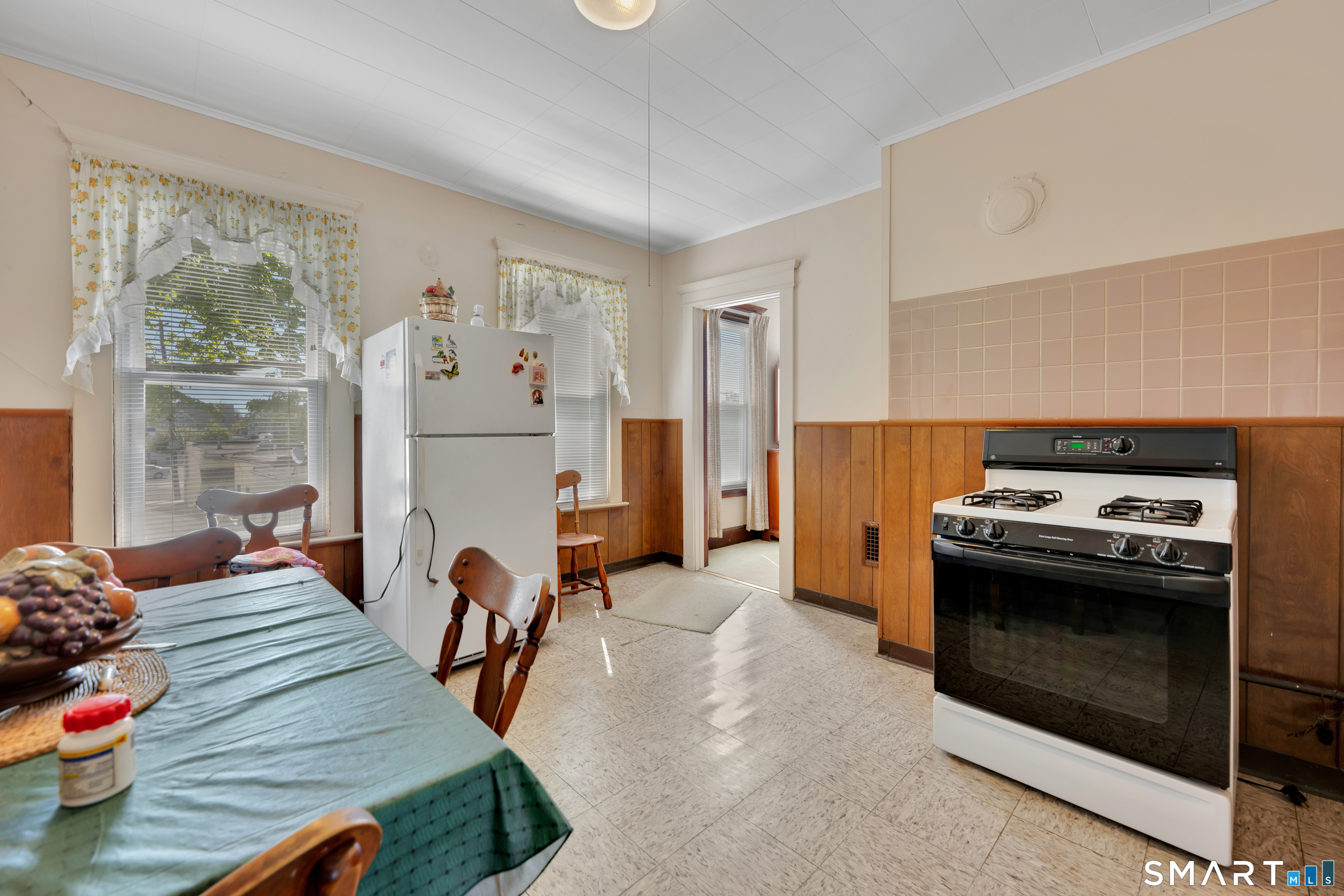 253 Noble Street West Haven CT 06516