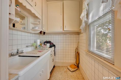 253 Noble Street West Haven CT 06516