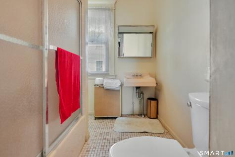253 Noble Street West Haven CT 06516
