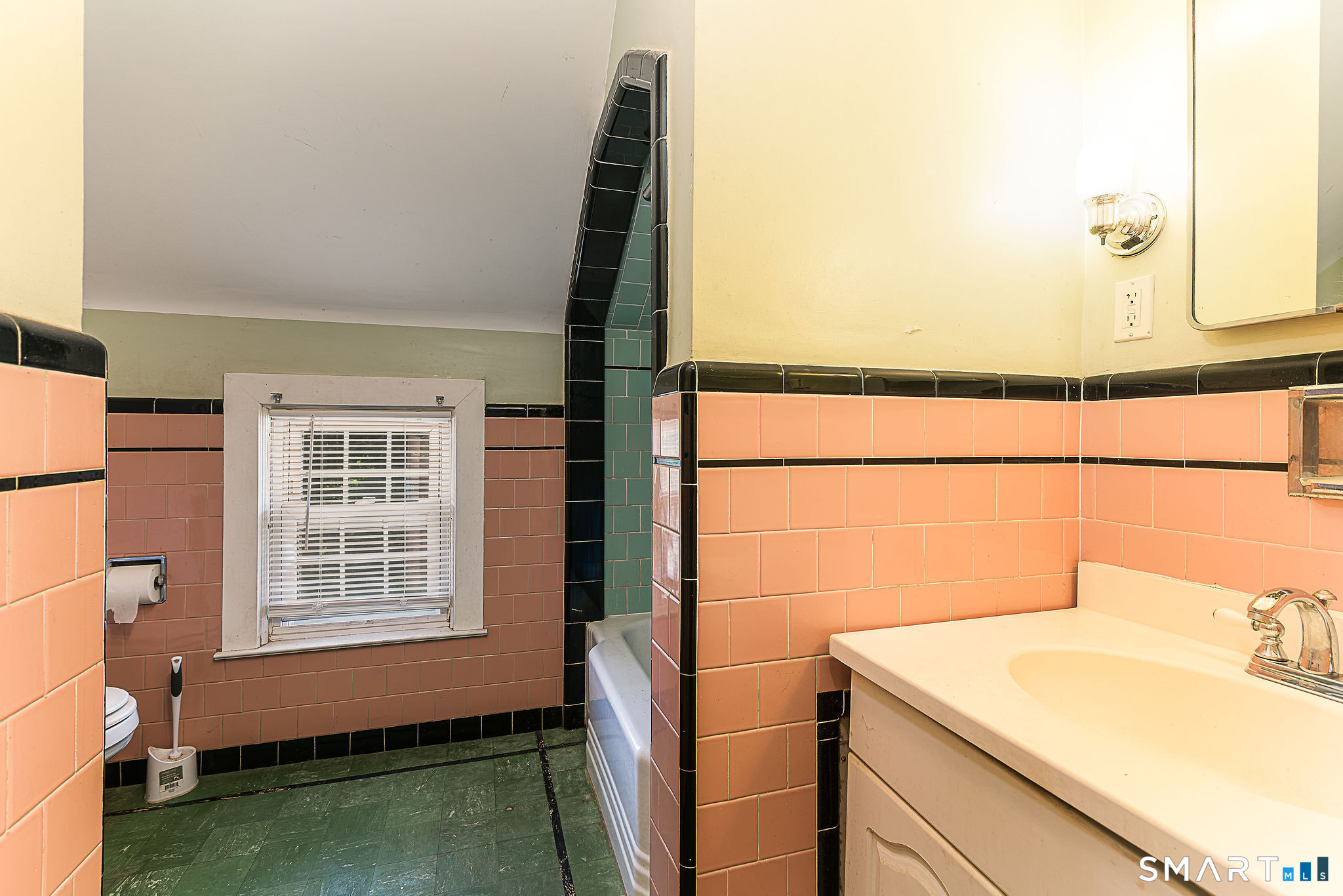 31-33 Brunswick Avenue Plainfield CT 06354
