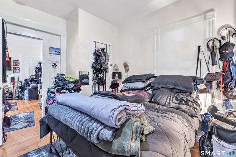 196 Blatchley Avenue New Haven CT 06513