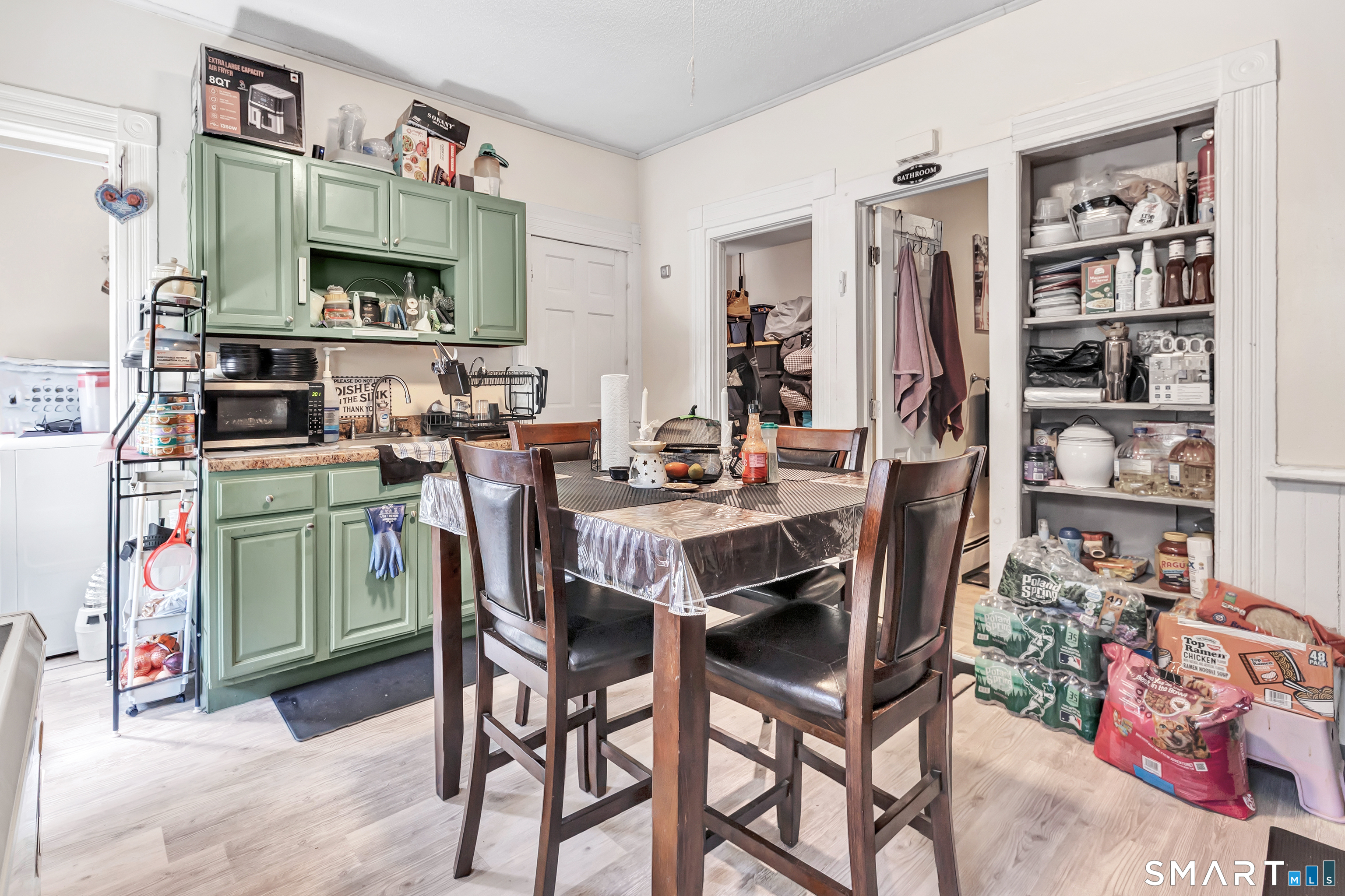 196 Blatchley Avenue New Haven CT 06513