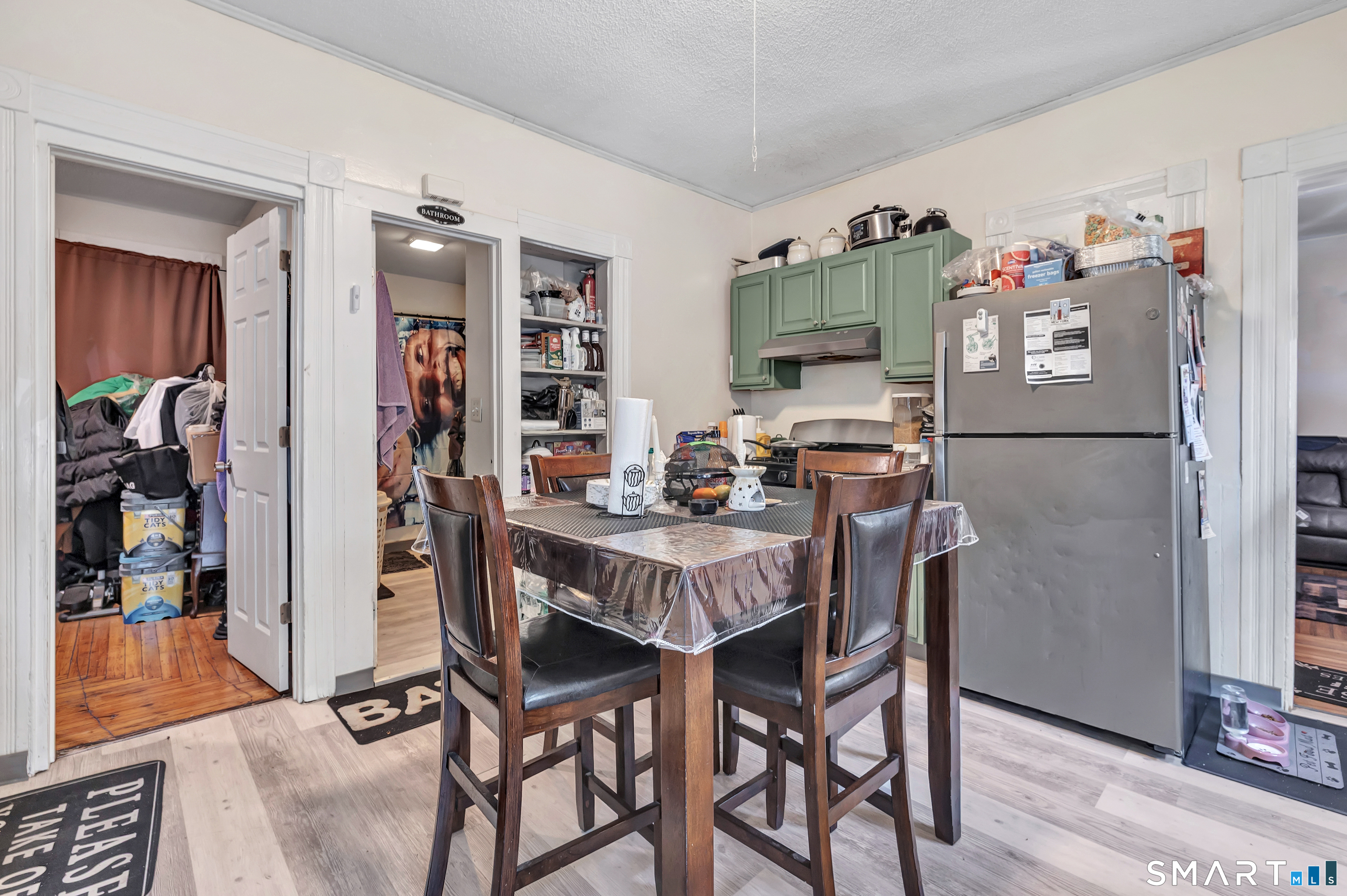 196 Blatchley Avenue New Haven CT 06513