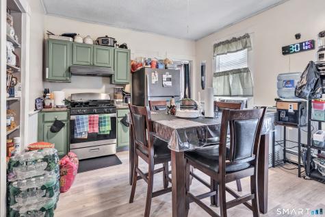 196 Blatchley Avenue New Haven CT 06513