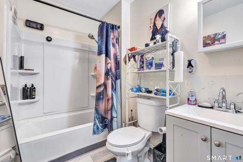 196 Blatchley Avenue New Haven CT 06513
