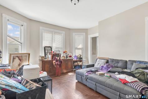 196 Blatchley Avenue New Haven CT 06513