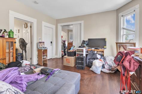 196 Blatchley Avenue New Haven CT 06513