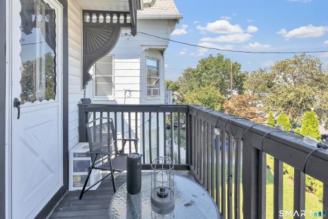196 Blatchley Avenue New Haven CT 06513