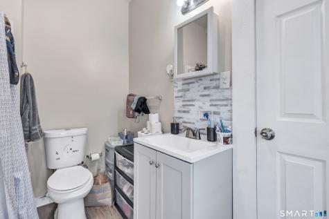 196 Blatchley Avenue New Haven CT 06513