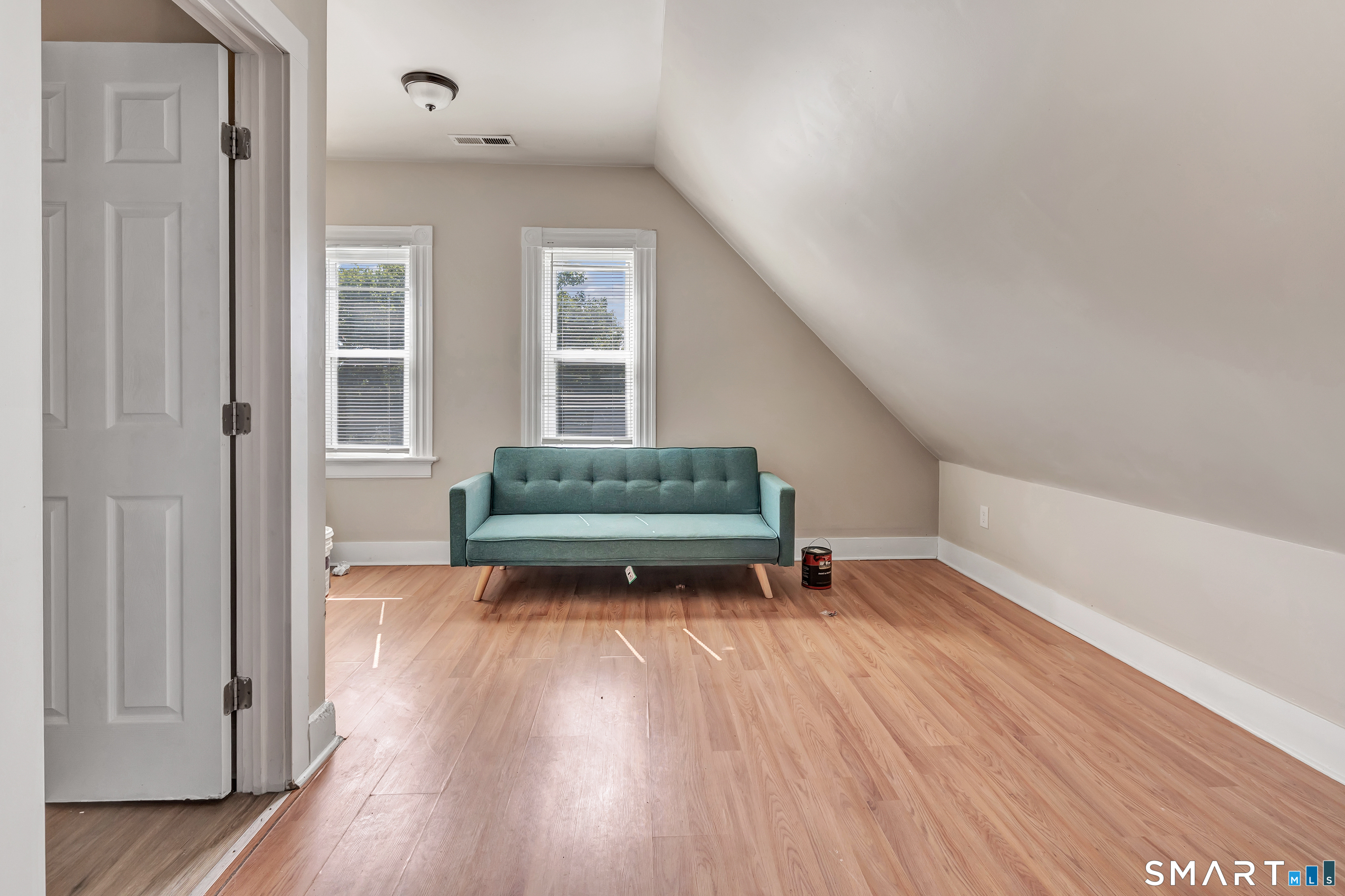 196 Blatchley Avenue New Haven CT 06513