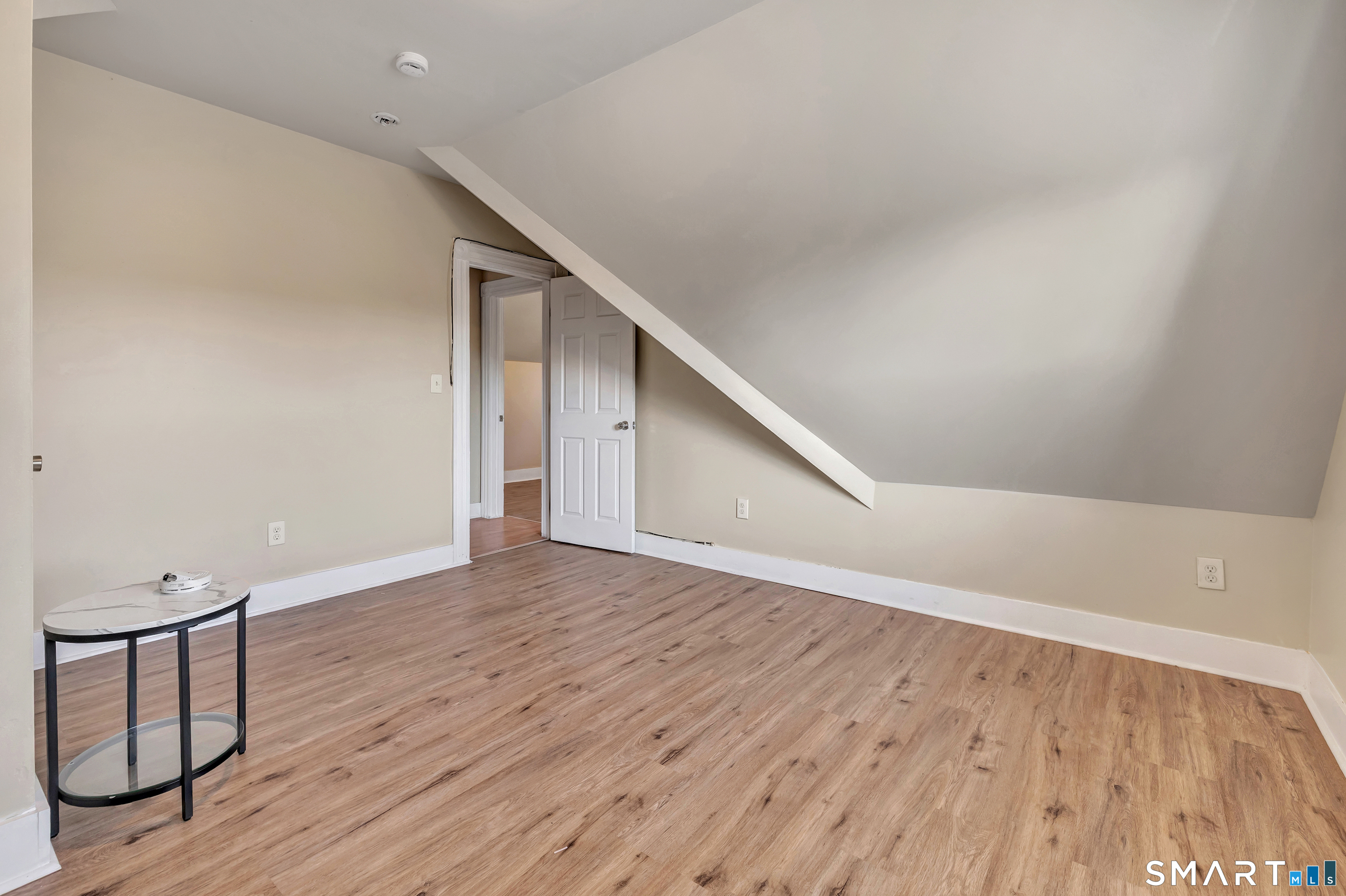 196 Blatchley Avenue New Haven CT 06513