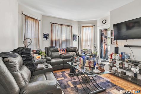196 Blatchley Avenue New Haven CT 06513