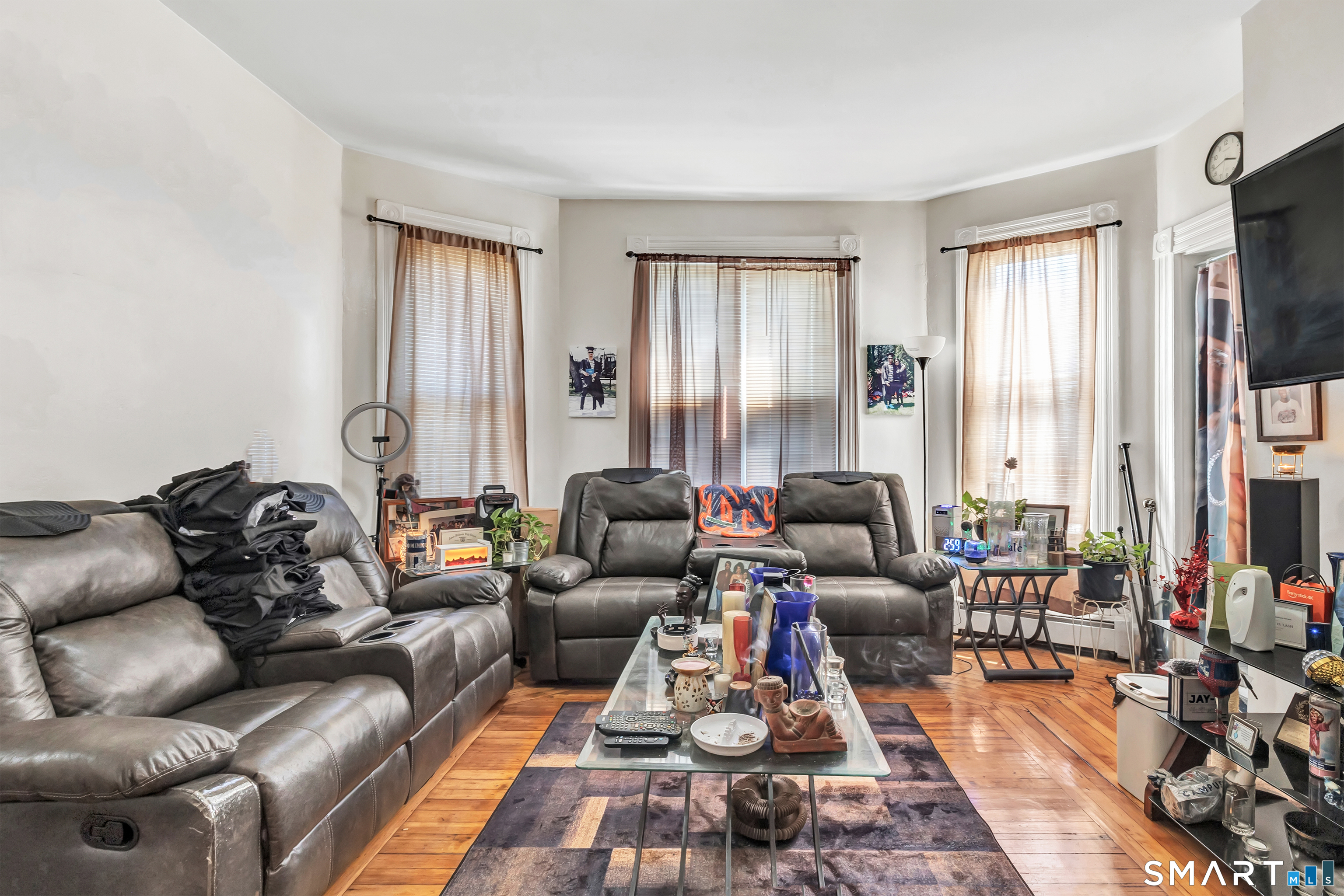 196 Blatchley Avenue New Haven CT 06513