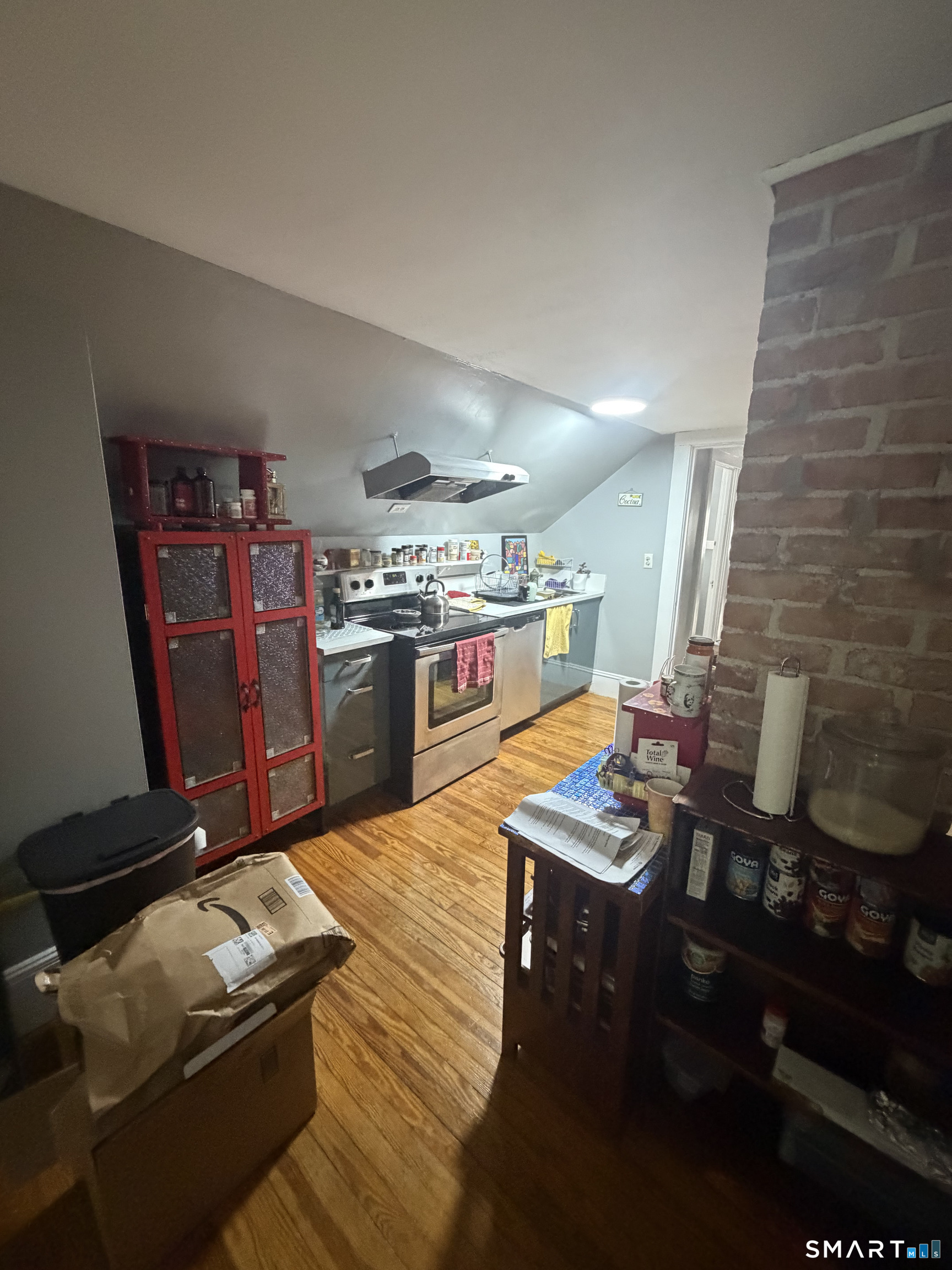 105 Grennan Road West Hartford CT 06107