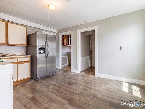 71 Blackhall Street New London CT 06320