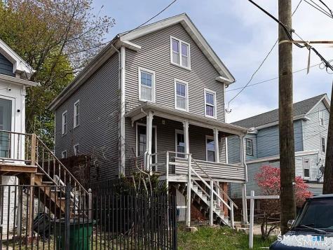 71 Blackhall Street New London CT 06320