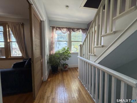 84 Ashland Place New Haven CT 06513