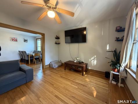 84 Ashland Place New Haven CT 06513