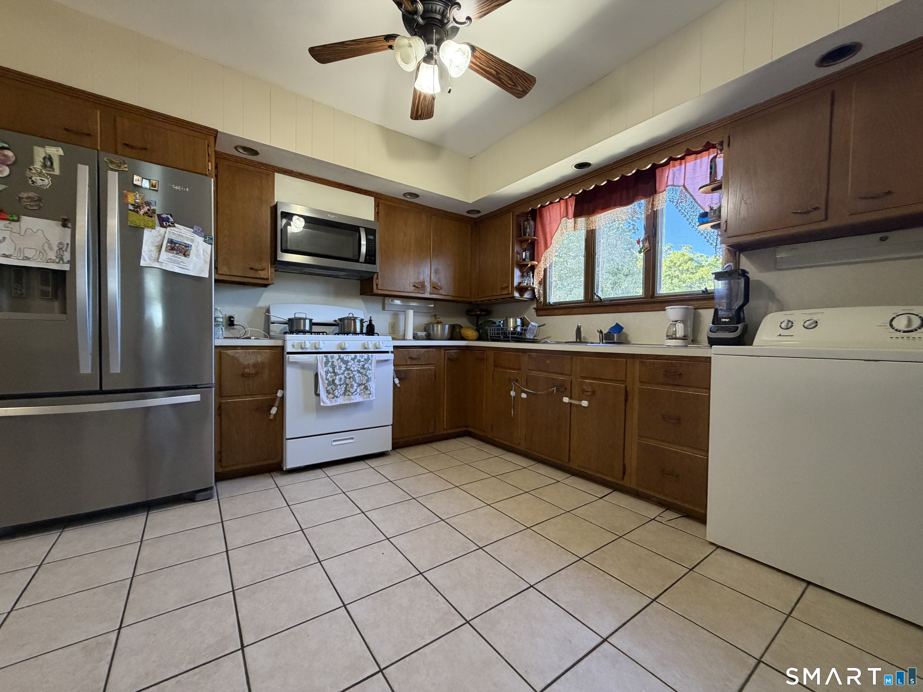 84 Ashland Place New Haven CT 06513