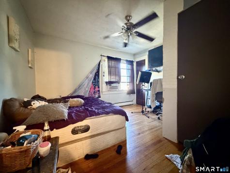 84 Ashland Place New Haven CT 06513