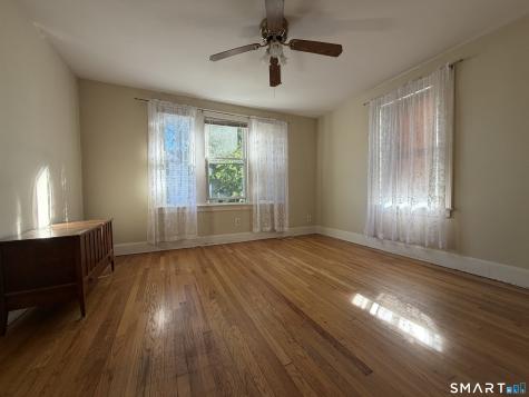 84 Ashland Place New Haven CT 06513