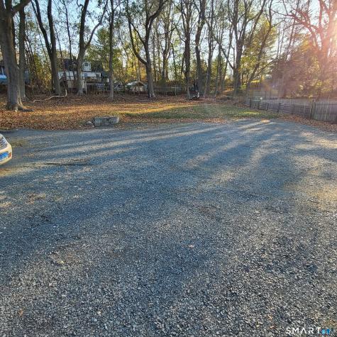 14 Fleetwood Park Bethel CT 06801