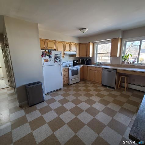 14 Fleetwood Park Bethel CT 06801