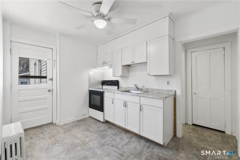 90 Cliff Street Norwich CT 06360